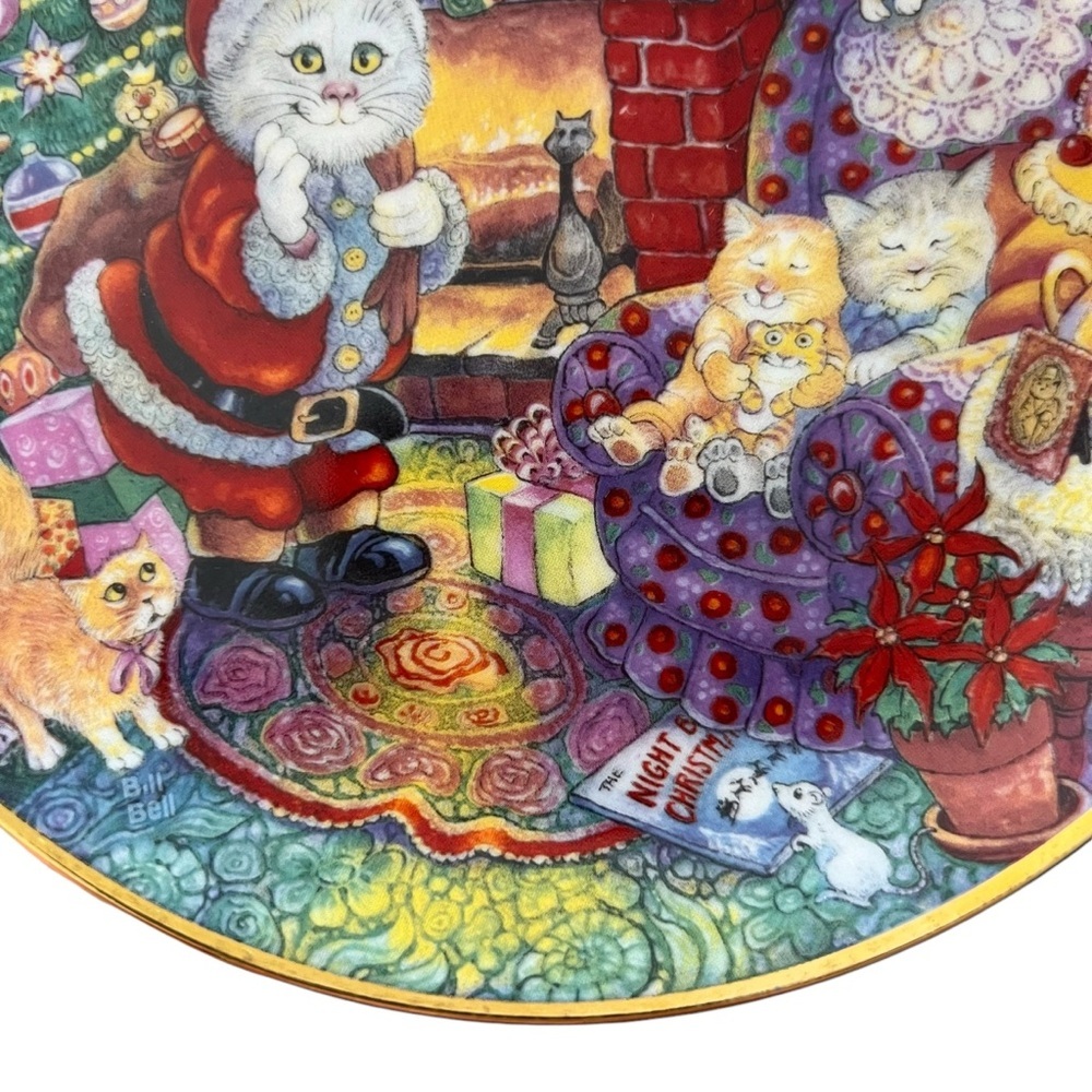 Franklin Mint Heirloom Bill Bell Not a Creature Was Purring Collector Plate - Picture 2 of 10